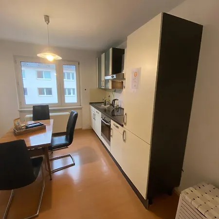 Sali - - Apartmenthaus Wusthoffstrasse