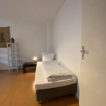 Apartment Sali - - Apartmenthaus Wusthoffstrasse *